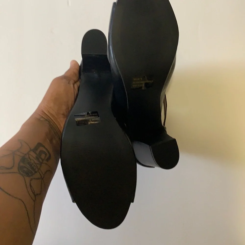 Size 11 Charlotte Russe Black Leather Double-Buckle Heels. - Picture 3 of 5